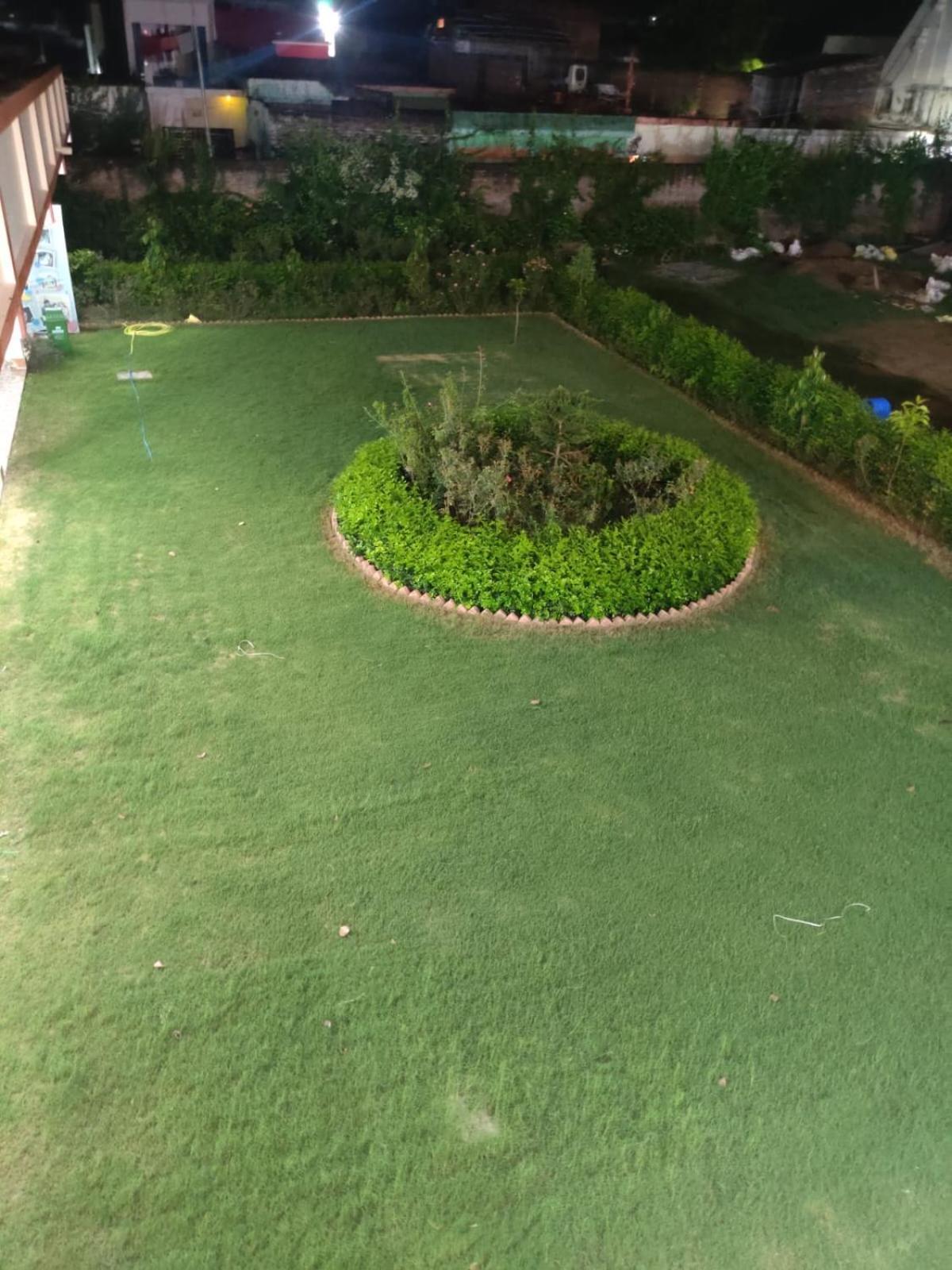 Jp International Naimisharanya Hotel ภายนอก รูปภาพ